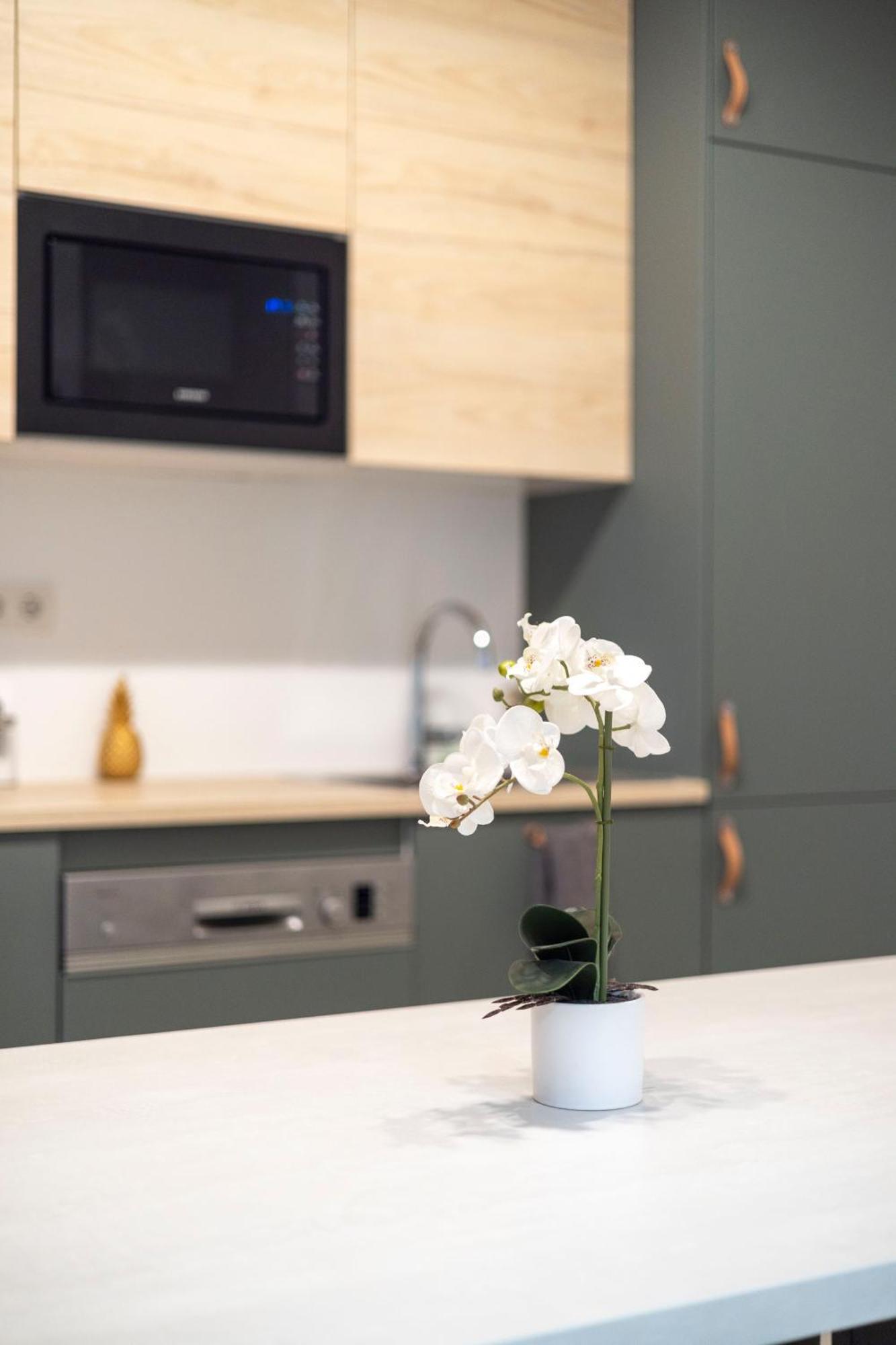 Spacious Cozy Home With 4Bedroom In The Heart Of Bp Budapest Esterno foto